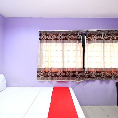 Oyo 280 Hotel Dragon Inn Куала Лумпур Екстериор снимка