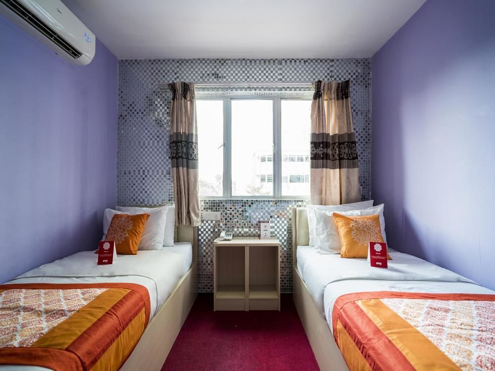 Oyo 280 Hotel Dragon Inn Куала Лумпур Екстериор снимка